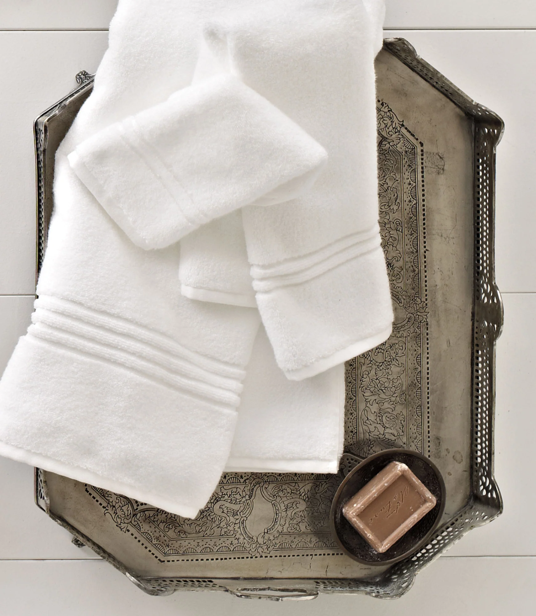 Chelsea Plush Bath Towel - Image 11