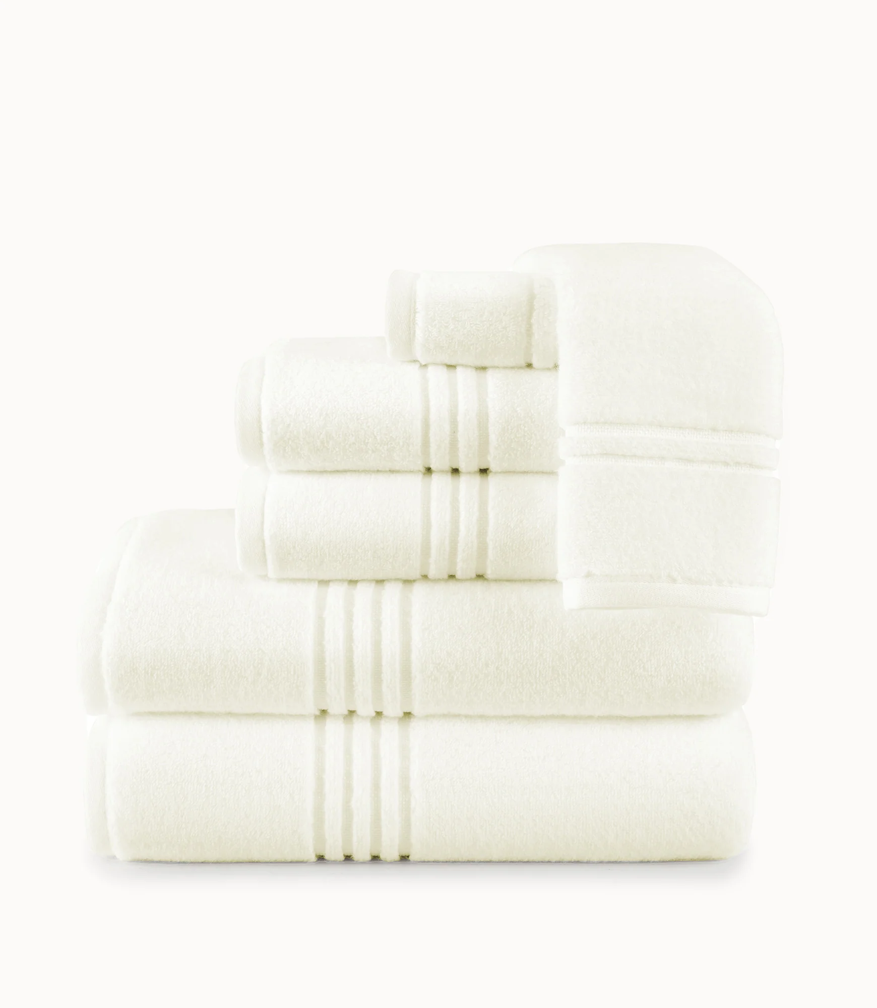 Chelsea Plush Bath Towel - Image 12