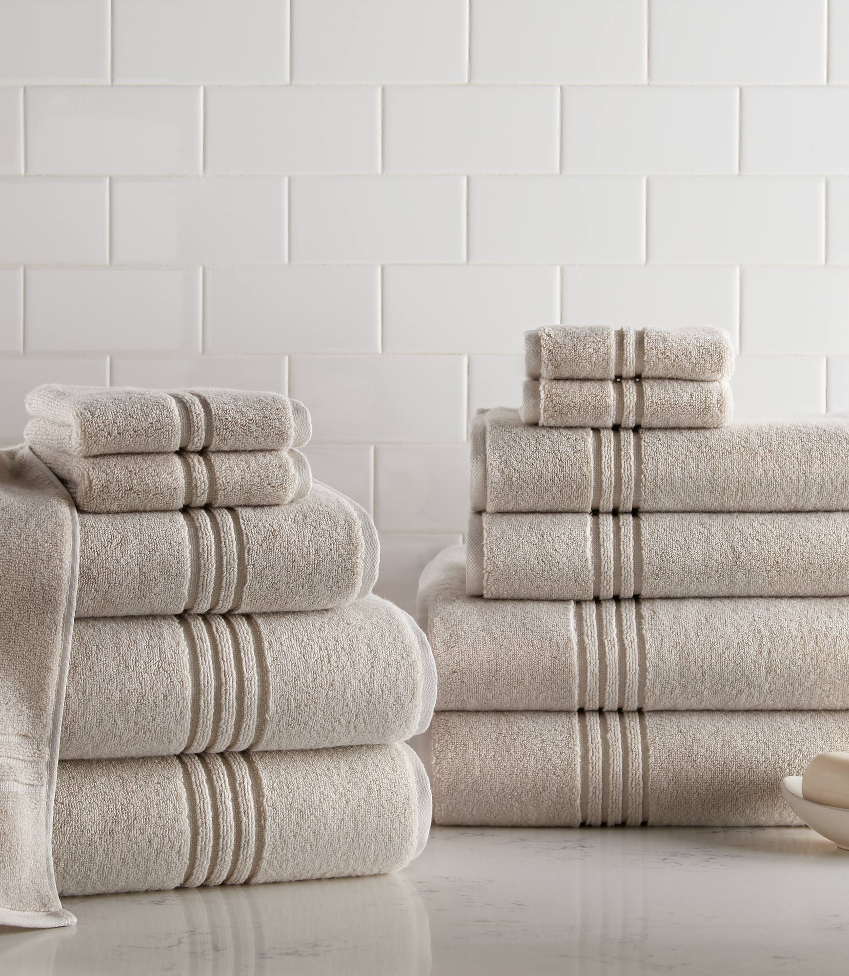 Chelsea Plush Bath Towel Bundle - Image 3
