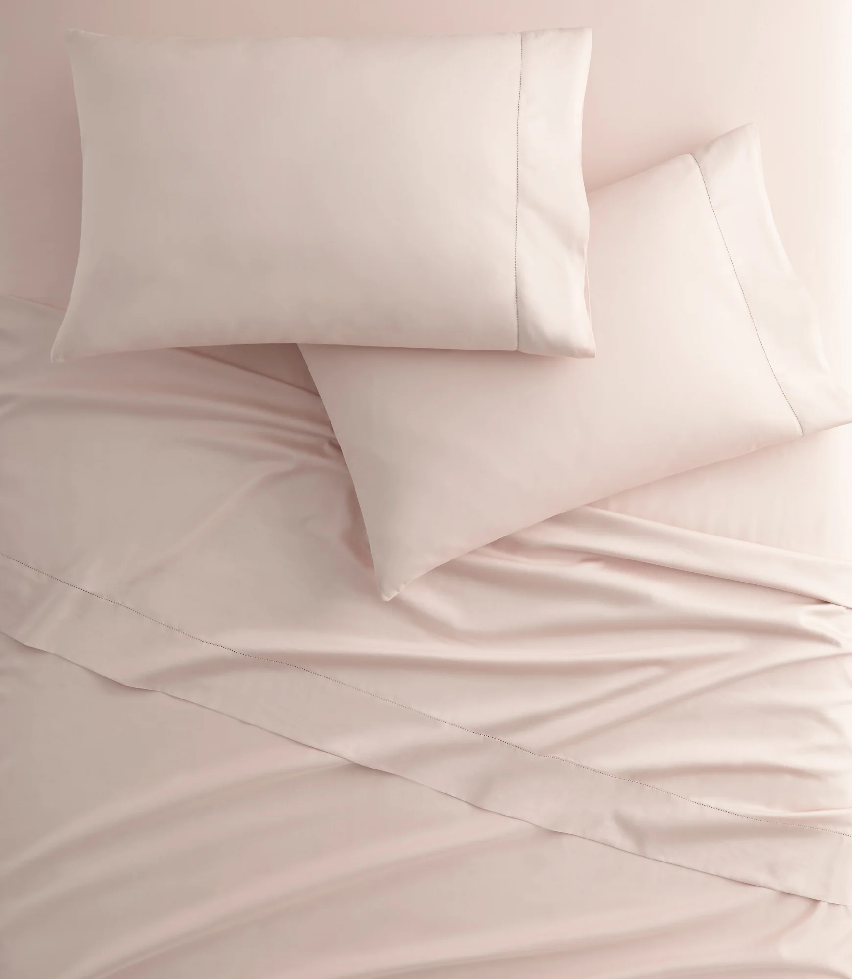 Clara Sateen Pillowcases - Image 10