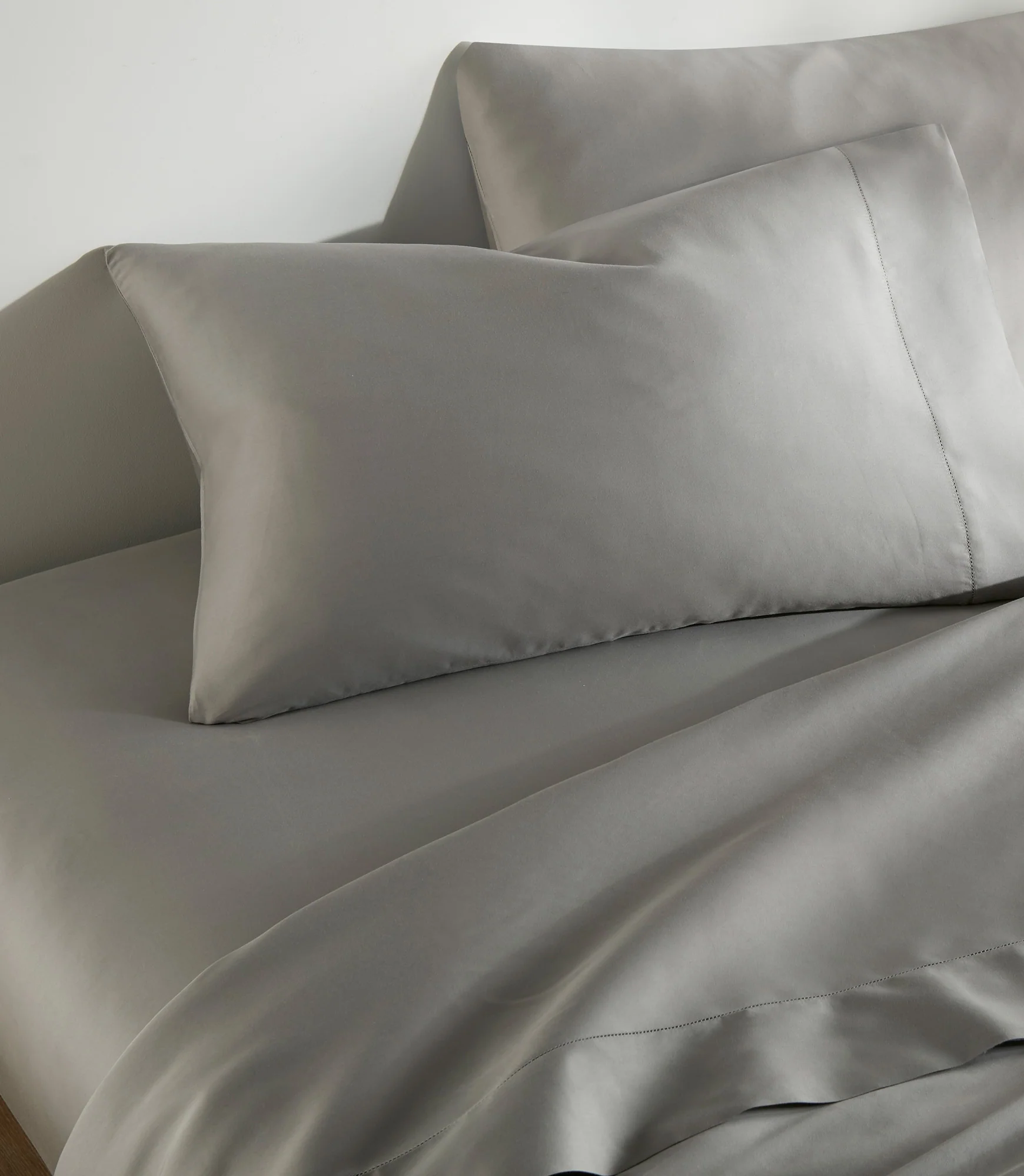 Clara Sateen Sheet Set - Image 13