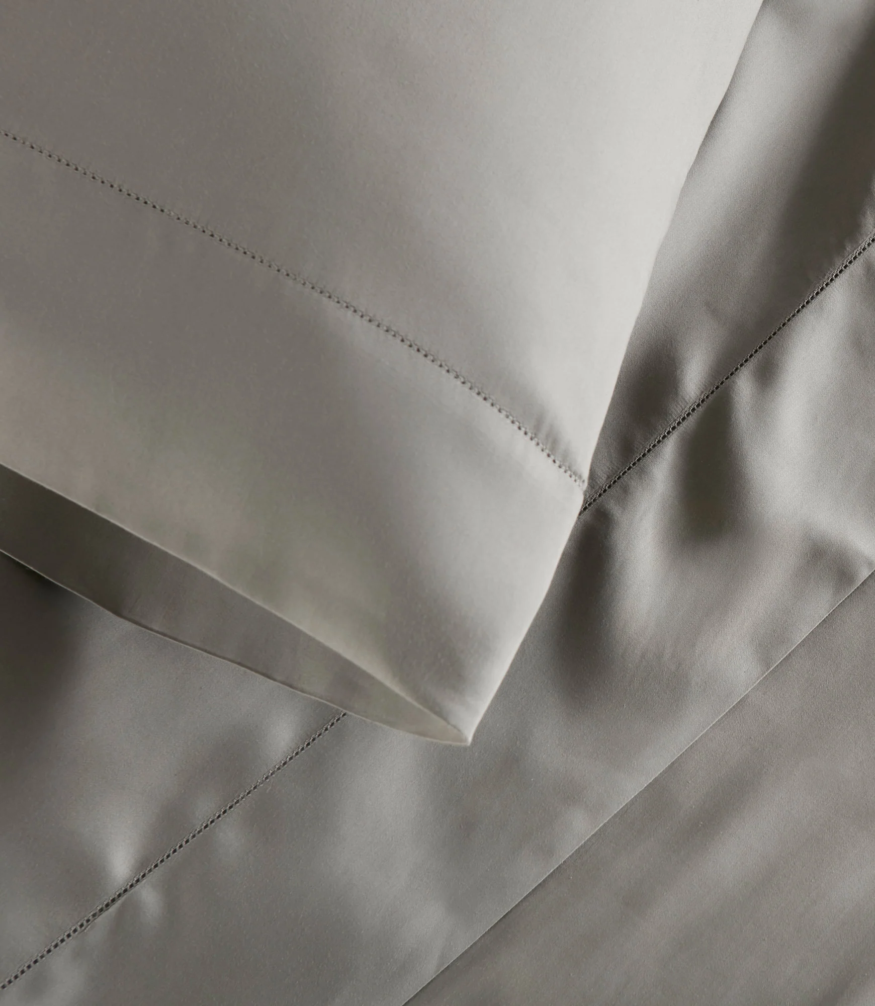 Clara Sateen Sheet Set - Image 14