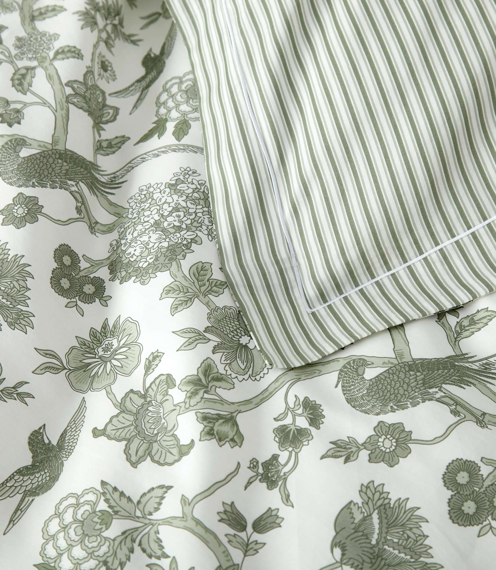 Highgrove Toile Reversible Duvet Set - Image 11
