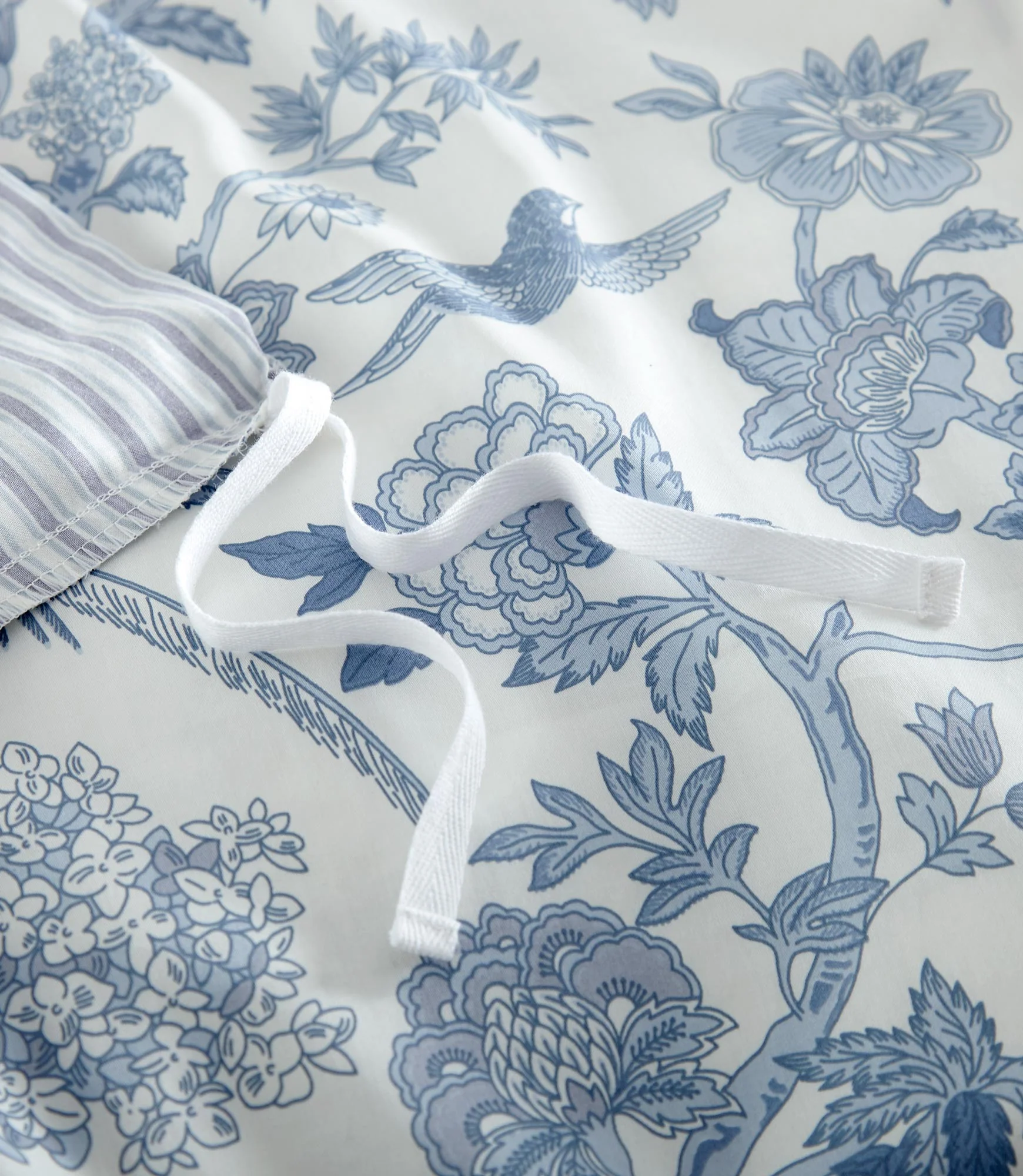 Highgrove Toile Reversible Duvet Set - Image 12