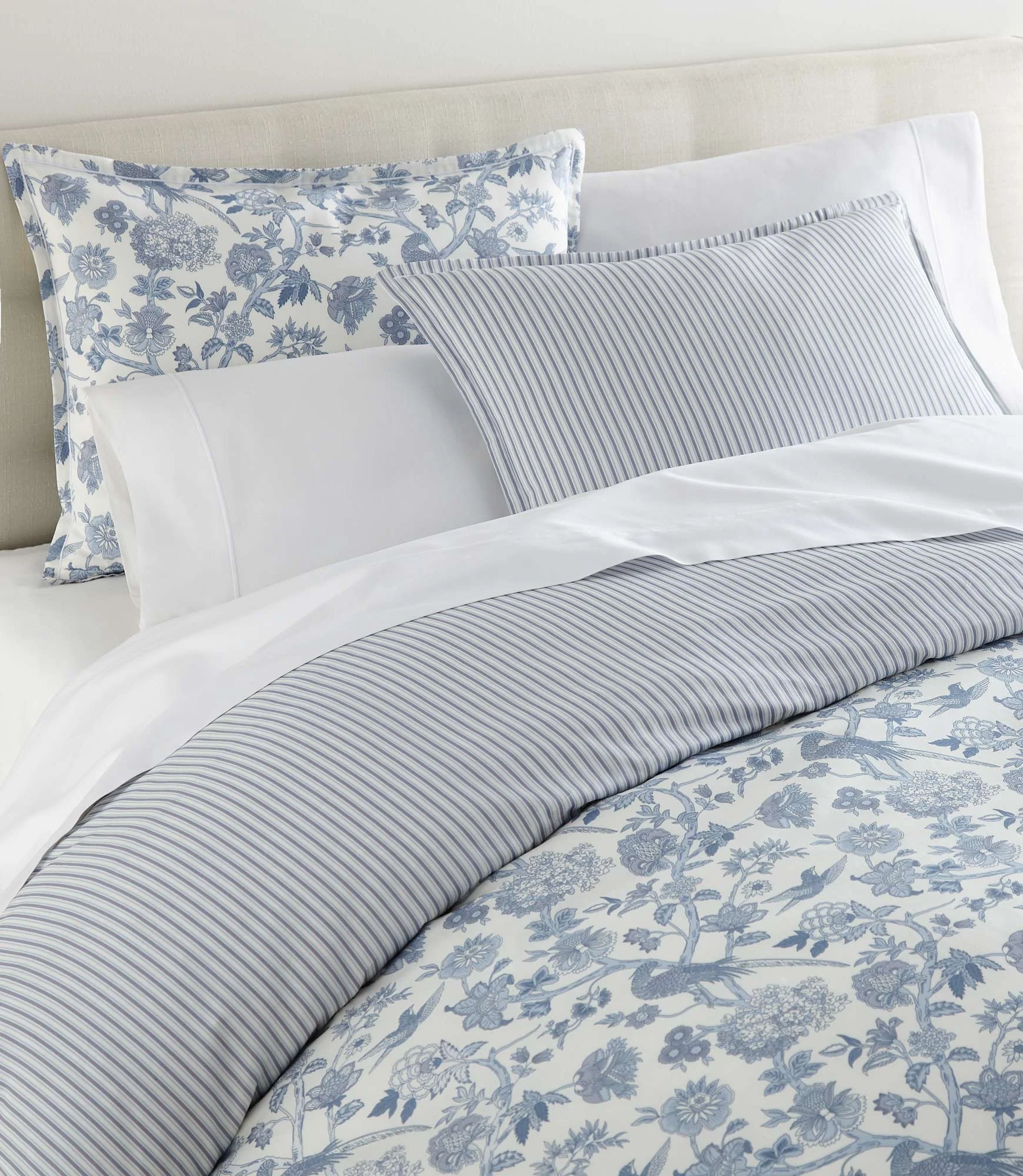 Highgrove Toile Reversible Duvet Set - Image 15
