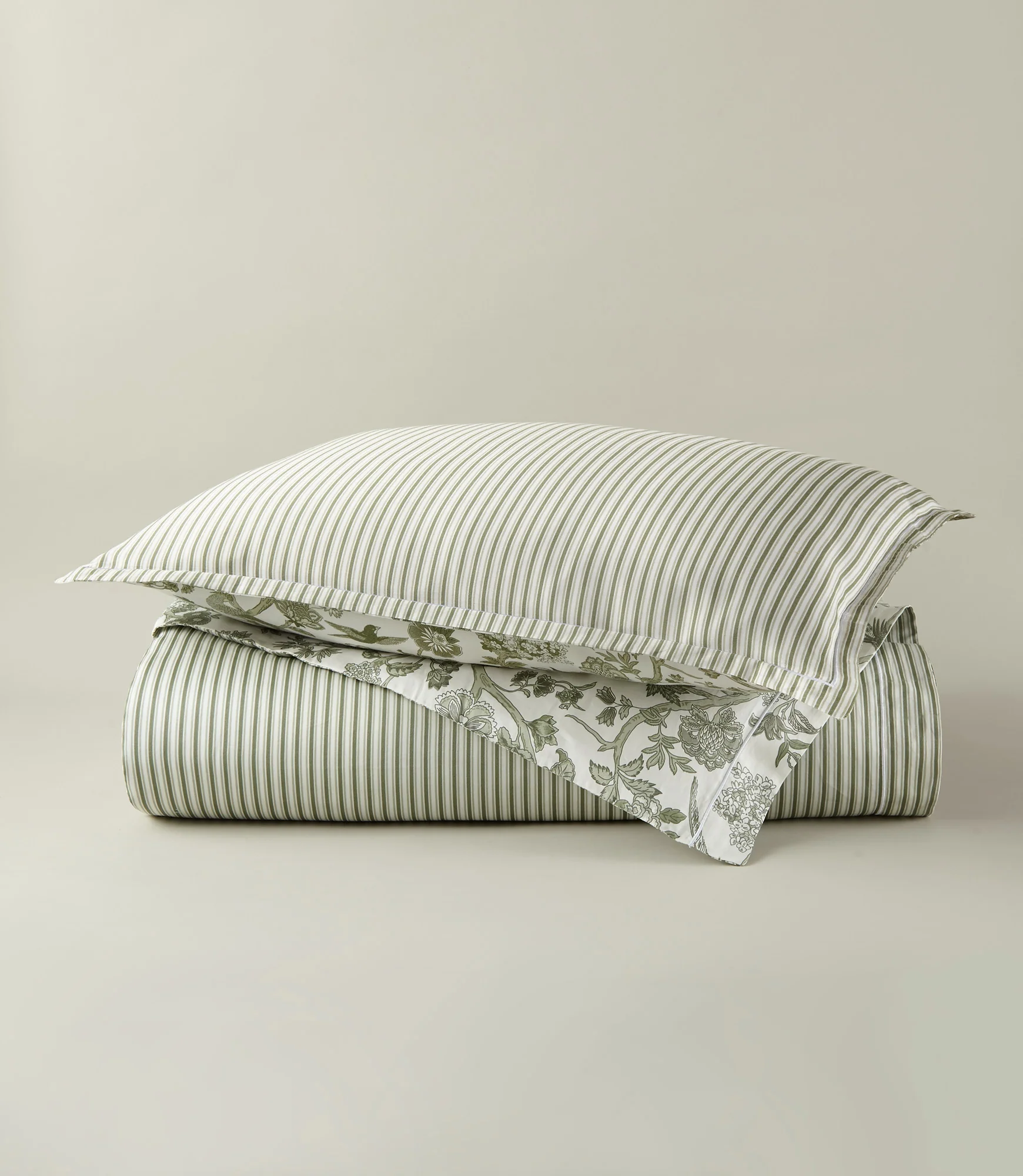 Highgrove Toile Reversible Duvet Set - Image 7